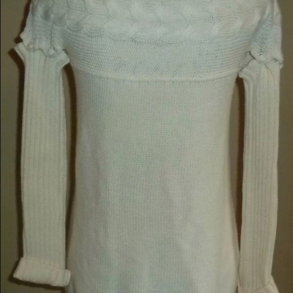 Ms. BLUMARINE 💯authentic wool sweater - Picture 3 of 8